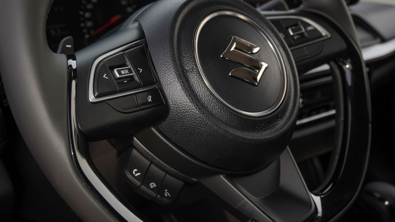 سوزوكي سويفت جديد كلياً 2026 سوزوكي سويفت GLX (N-SWI12-P-26) 1.2 لتر | Hatchback 5 مقاعد | مواصفات أفريقية | للتص