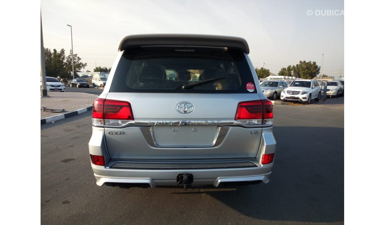 تويوتا لاند كروزر Toyota Land Cruiser 2011 V6 *Sunroof* (Only for Export)