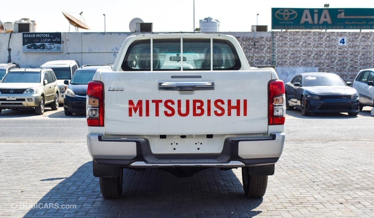 Mitsubishi L200 GLX 2.4 L Diesel 4×4