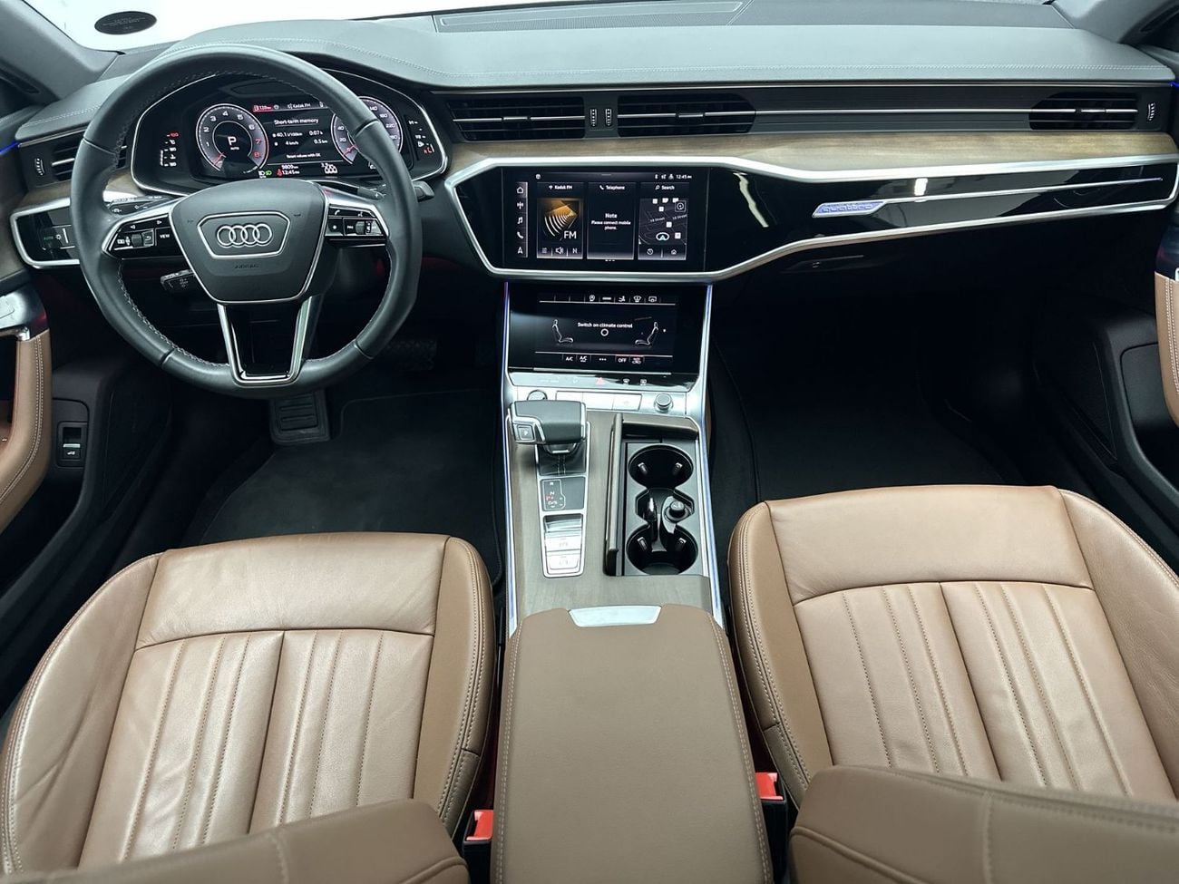 أودي A7 45 TFSI quattro 2.0L A7 Sportback 45 TFSI quat 245hp (Ref# 38733)