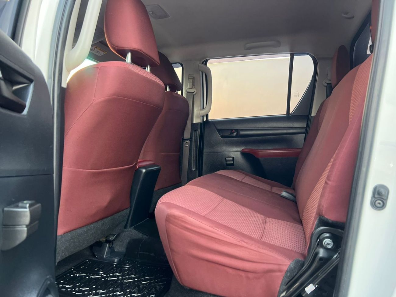 Toyota Hilux GR SPORT LHD 2.7L Petrol Automatic 4WD 6-Cylinders 5 Seats 4 Doors