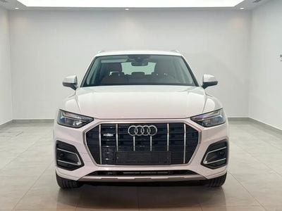 أودي Q5 45 TFSI | GCC Specs | S-line | Premium Interior