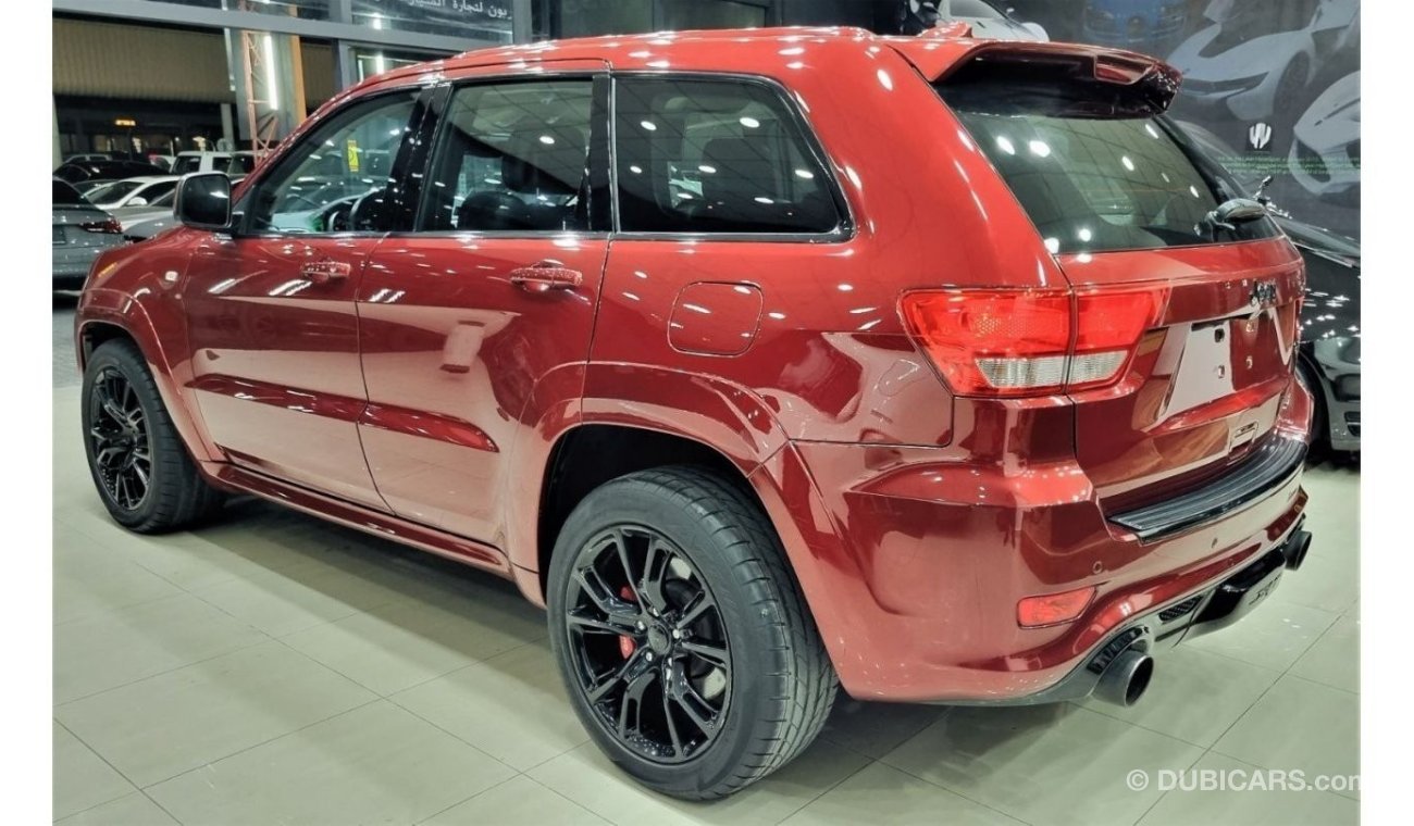 Jeep Grand Cherokee SRT8 SRT8 SRT8 JEEP GRAND CHEROKEE SRT 6.4L 2013 GCC IN BEAUTIFUL CONDITION FOR 69K AED