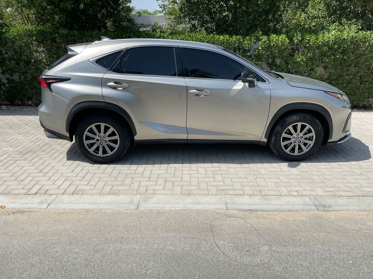 Lexus NX200t PREMIER