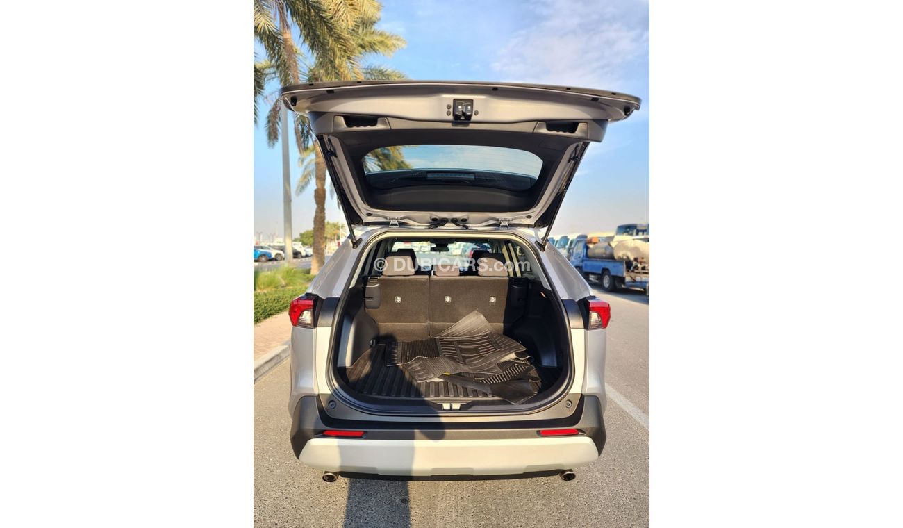 Toyota RAV4 RAV4 LE AWD 2021