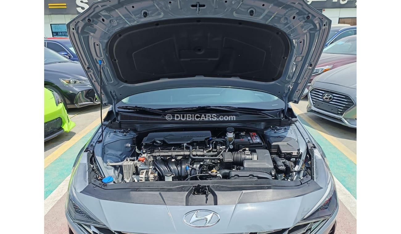 Hyundai Elantra MEGA SALE / SEL / MID OPT / LOW MILEAGE (LOT # 95542)