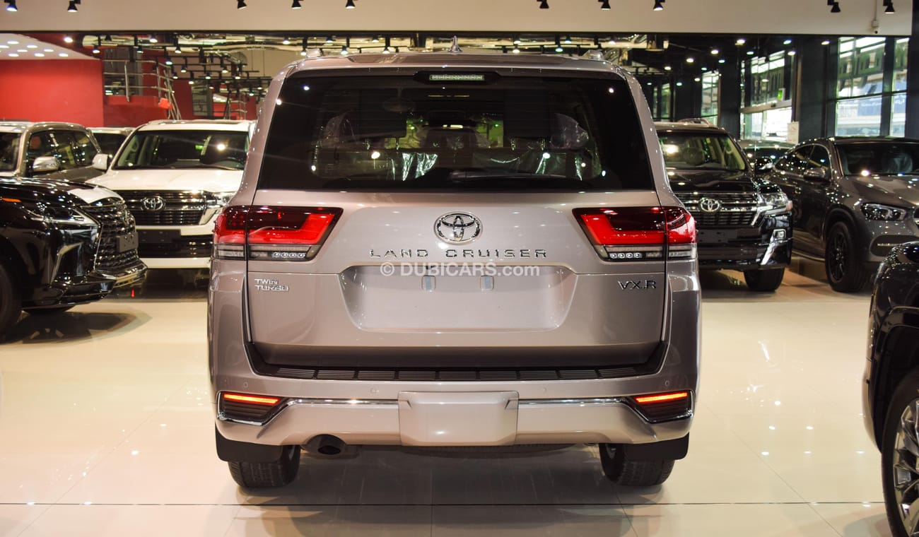 Toyota Land Cruiser VX-R 3.5L TWIN TURBO