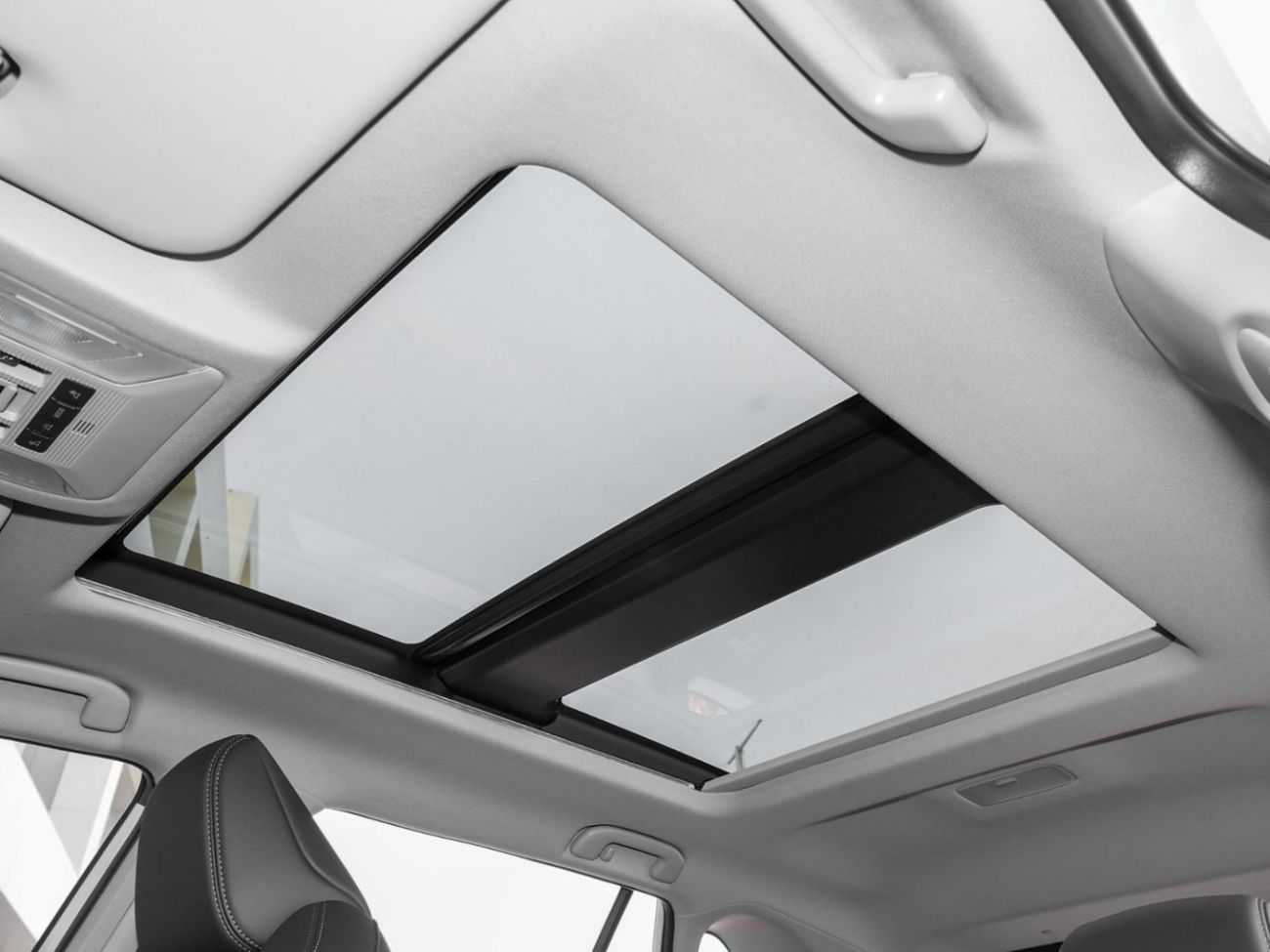 Toyota Wildlander TOYOTA WILDLANDER 2.0L 4WD FULL OPTION