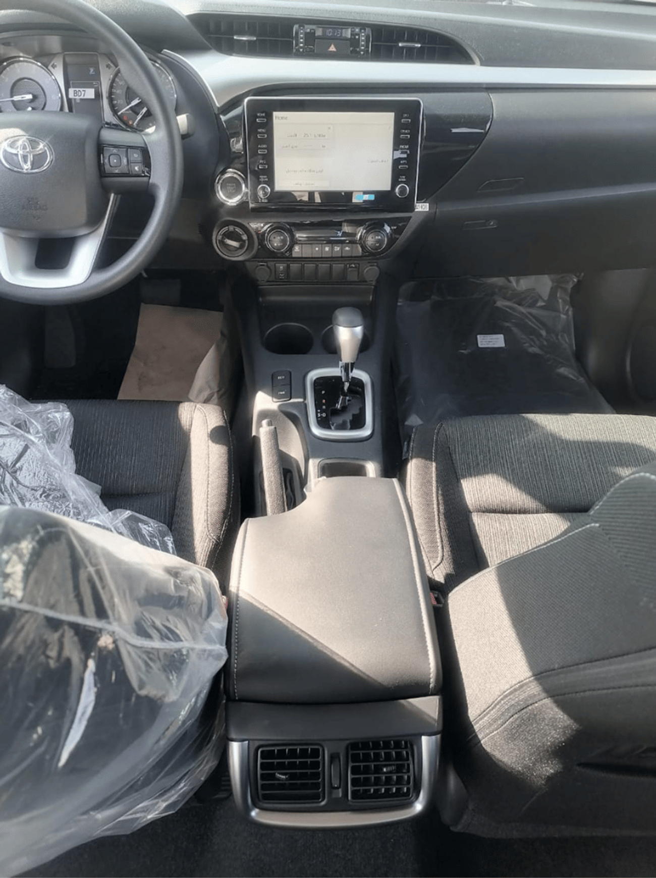 Toyota Hilux ECTJRD005 - 2025 Toyota Hilux Double Cab Pick Up Full Options GLX - 2.4L Diesel Auto - Push Start - 