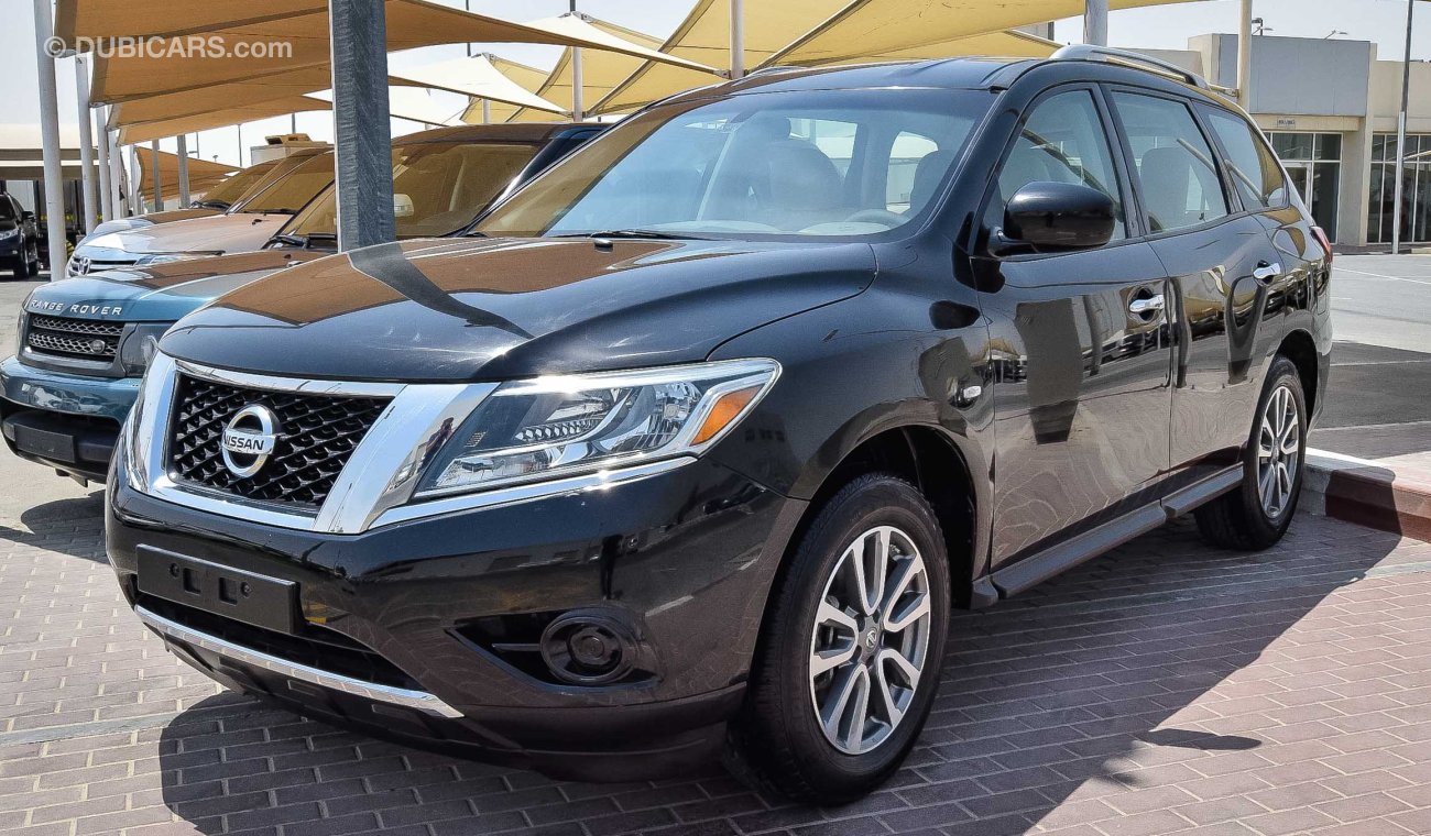 Nissan Pathfinder 4WD