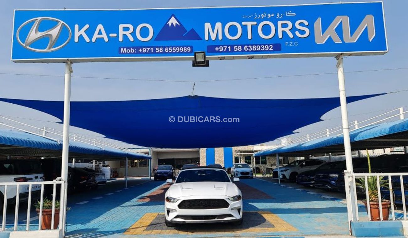 Ford Mustang car in perfect condition 2023 2.3l  America