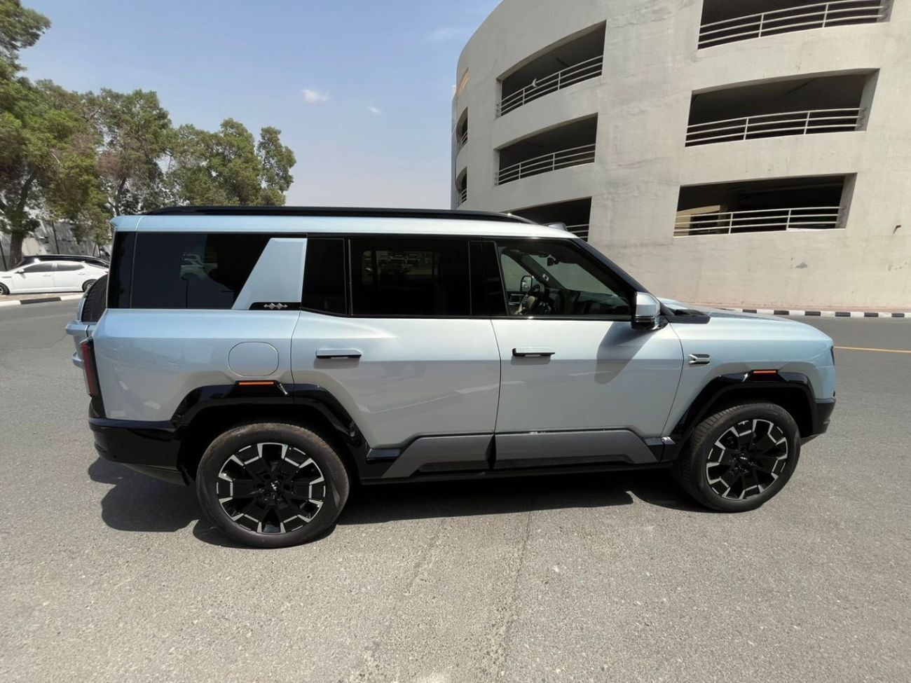 BYD Leopard 8 flagship