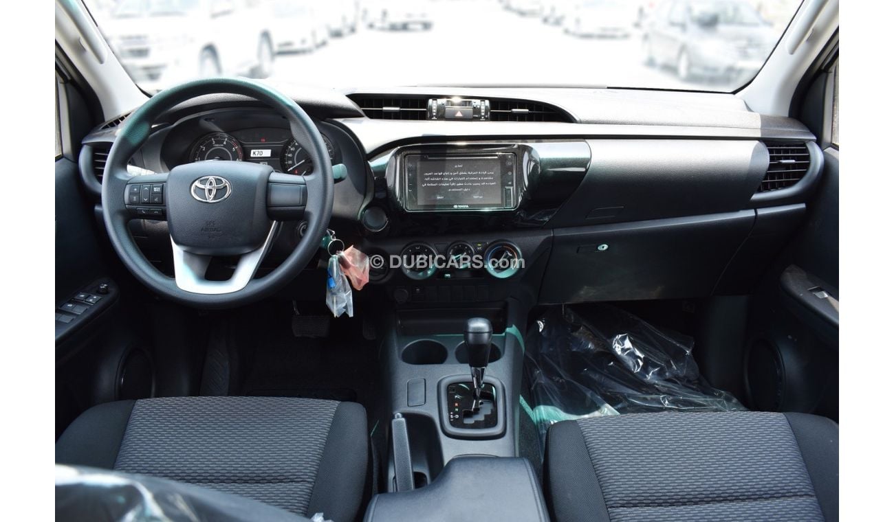 Toyota Hilux Pick Up 4x4 2.4L V4 Diesel with Automatic Gear