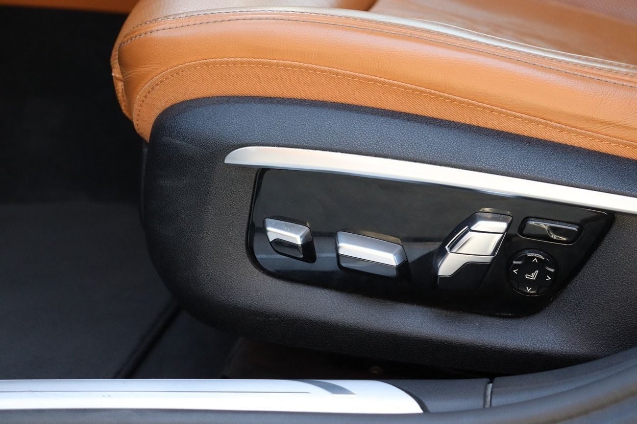 BMW 740Li Luxury 3.0L (335 HP) BMW 740Li VIP / 2017 / GCC / 92,000KM / First Owner