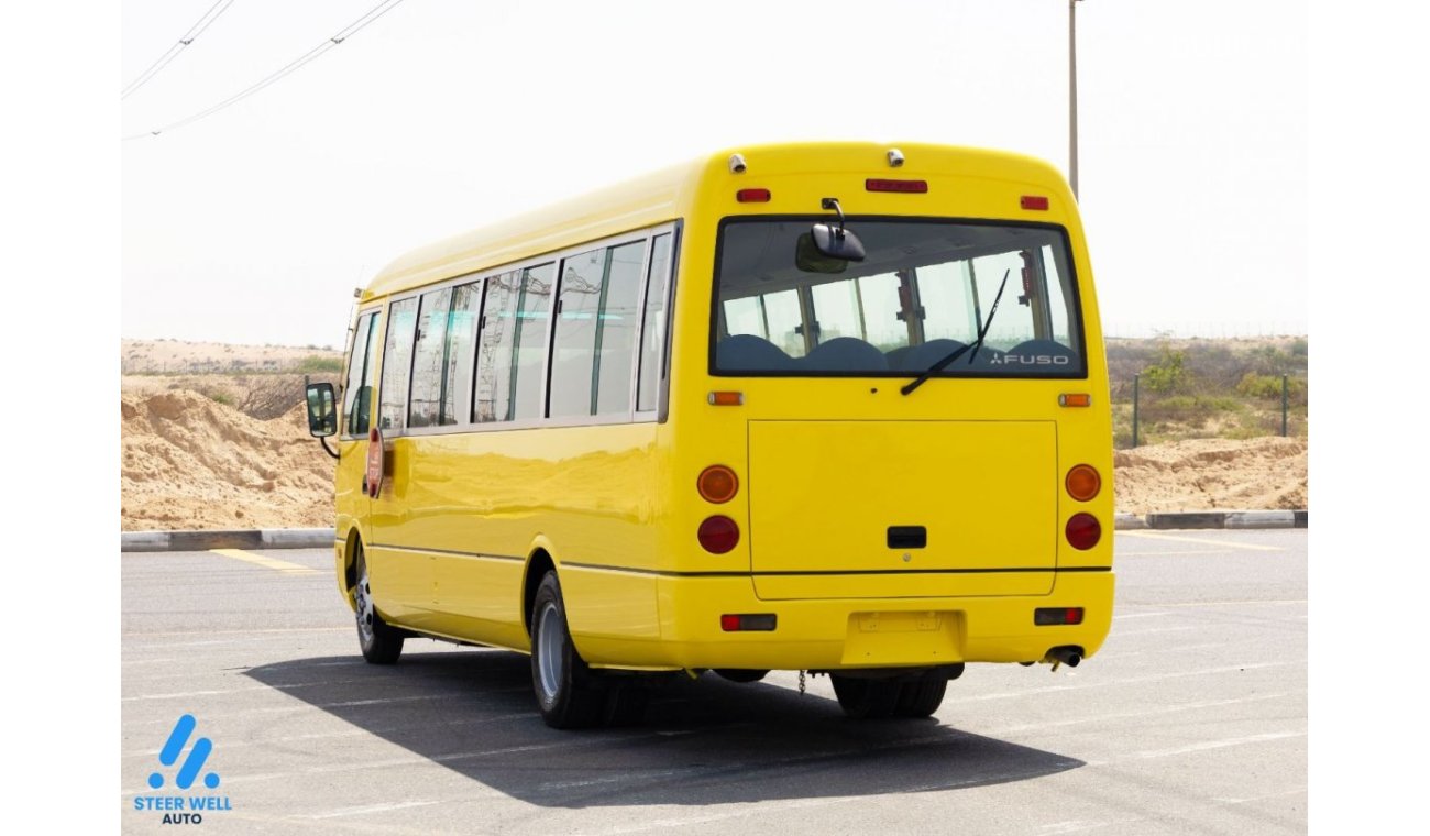 ميتسوبيشي روزا 2016 32 Seater School Bus 4.2L Diesel MT / Like New Condition / GCC Specs / Book Now