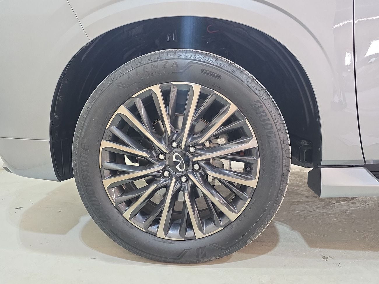 إنفينيتي QX80 2.0