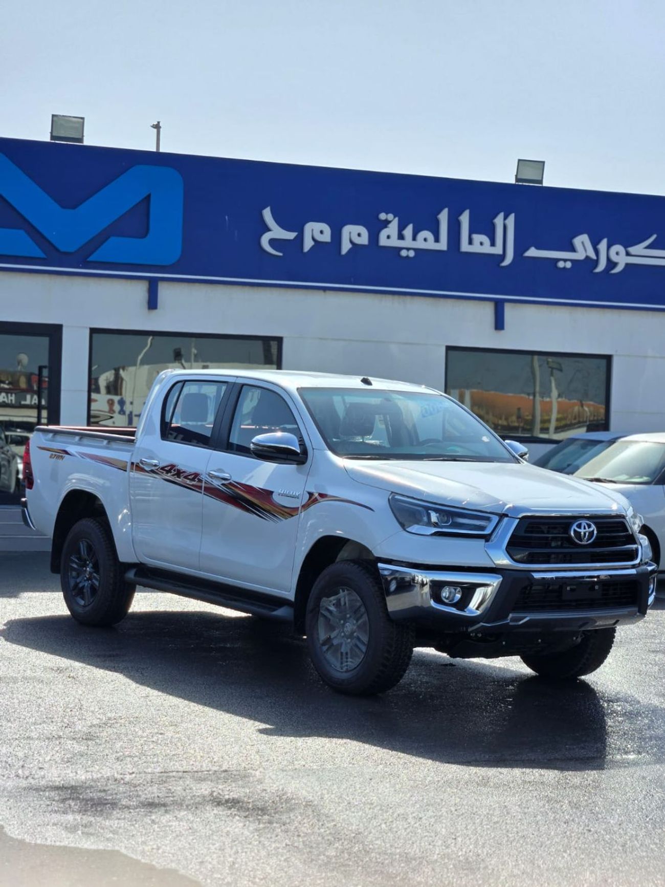 Toyota Hilux 2.7L PETROL GLXS SRS M/T DOUBLE CABIN FULL OPTION PICKUP