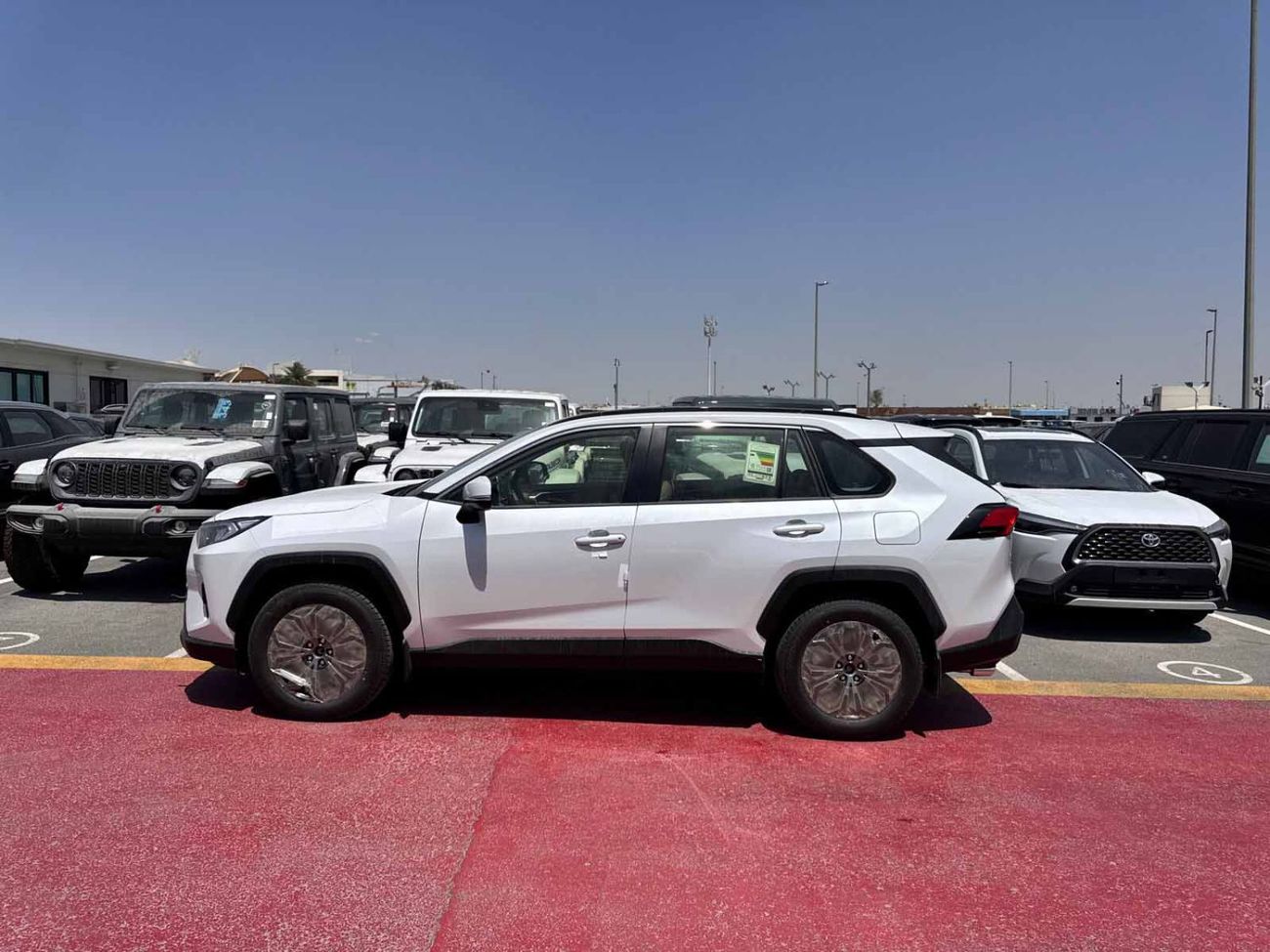 تويوتا راف ٤