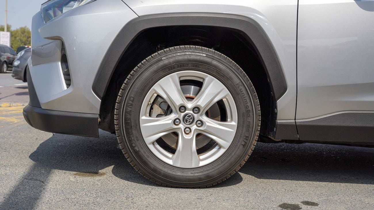 تويوتا راف ٤