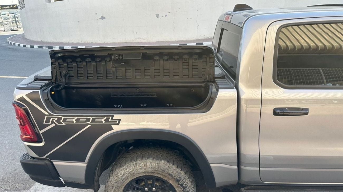 رام 1500 Rebel Crew Cab 5.7L