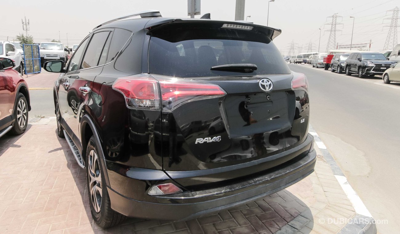 Toyota RAV4 LE