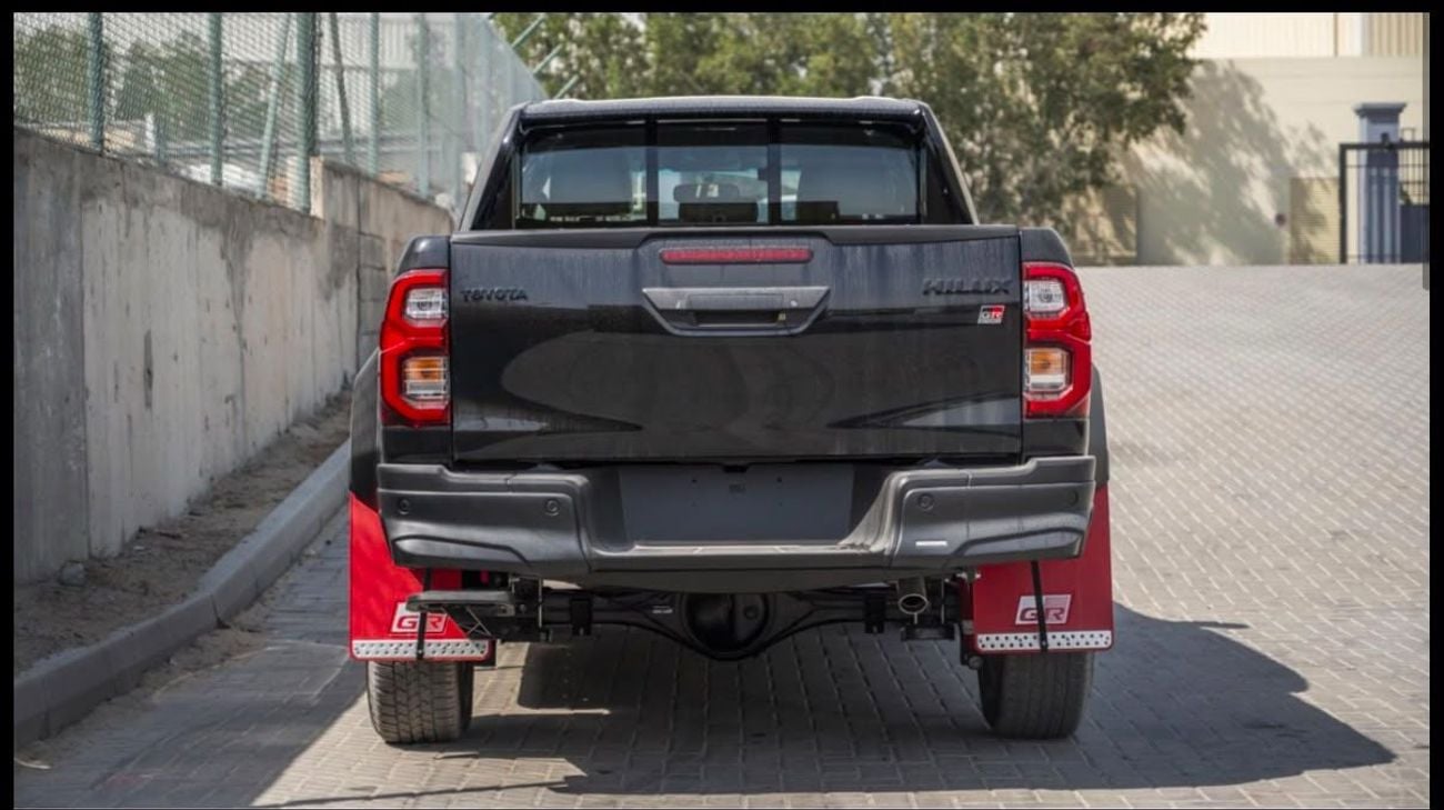 Toyota Hilux GR SPORT