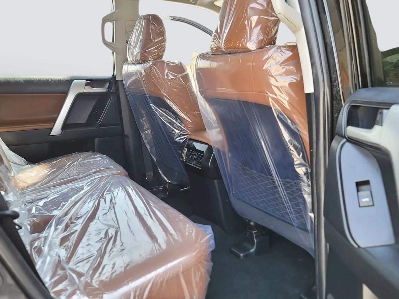 تويوتا هيلوكس 4x4 Diesel Right Hand Drive ( Export Only)