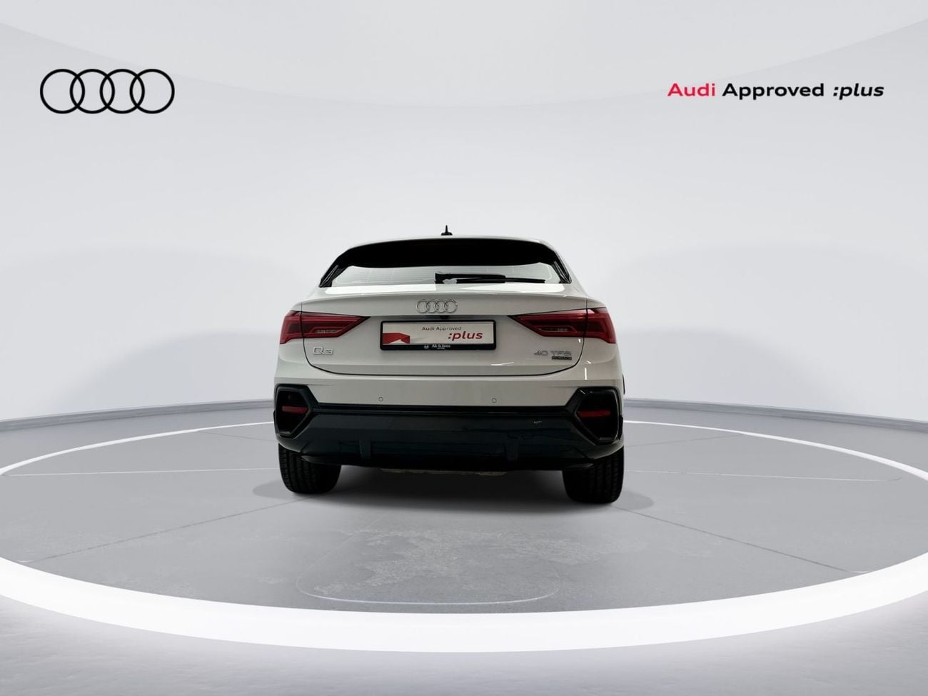 Audi Q3 Sportback 40 TFSI 2.0L 4WD Q3 Sportback 40 TFSI quat 180hp (Ref# 44917)