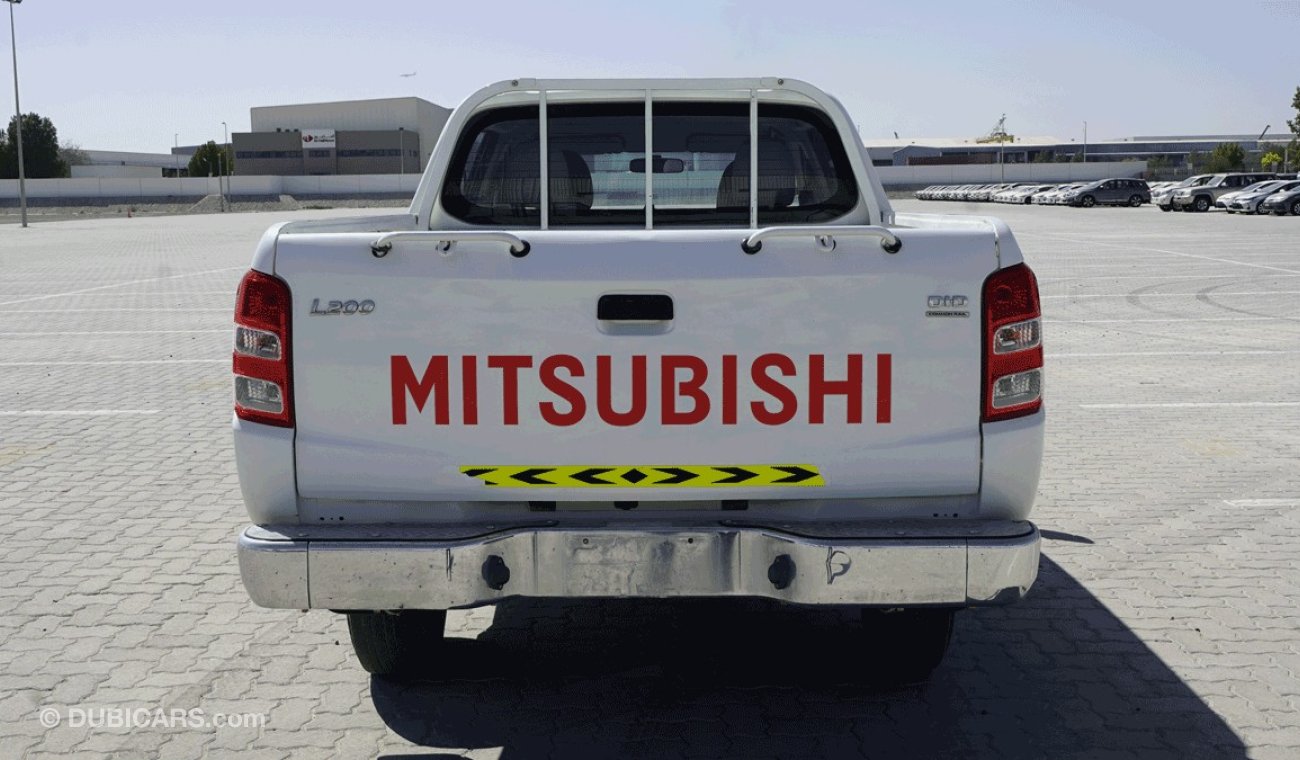 Mitsubishi L200 CERTIFIED VEHICLE; MITSUBISHI L200 4×4 2.4CC IN GOOD CONDITION(CODE : 39328)