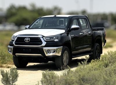 Toyota Hilux D/CAB,PICKUP,2.7L,4X4,DIGITAL AC,WOODEN INTERIOR,BLIND SPOT,DVD+CAMERA,DIFF LOCK,M/T,2 COOL BOX,2025