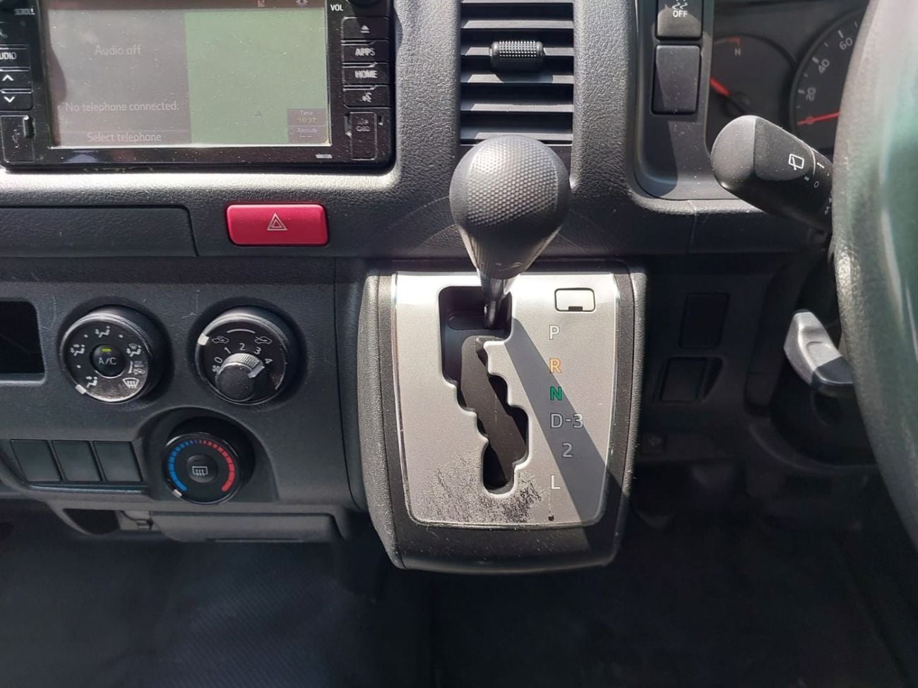 Toyota Hiace GL TOYOTA HIACE COMMUTER VAN RHD 2018 MODEL 3.0 L DIESEL AUTOMATIC(PM21278)