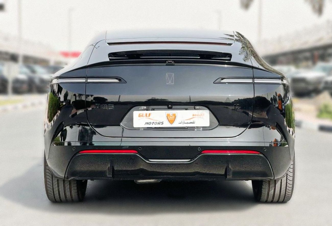 Avatr 12 Ultra  Performance AWD