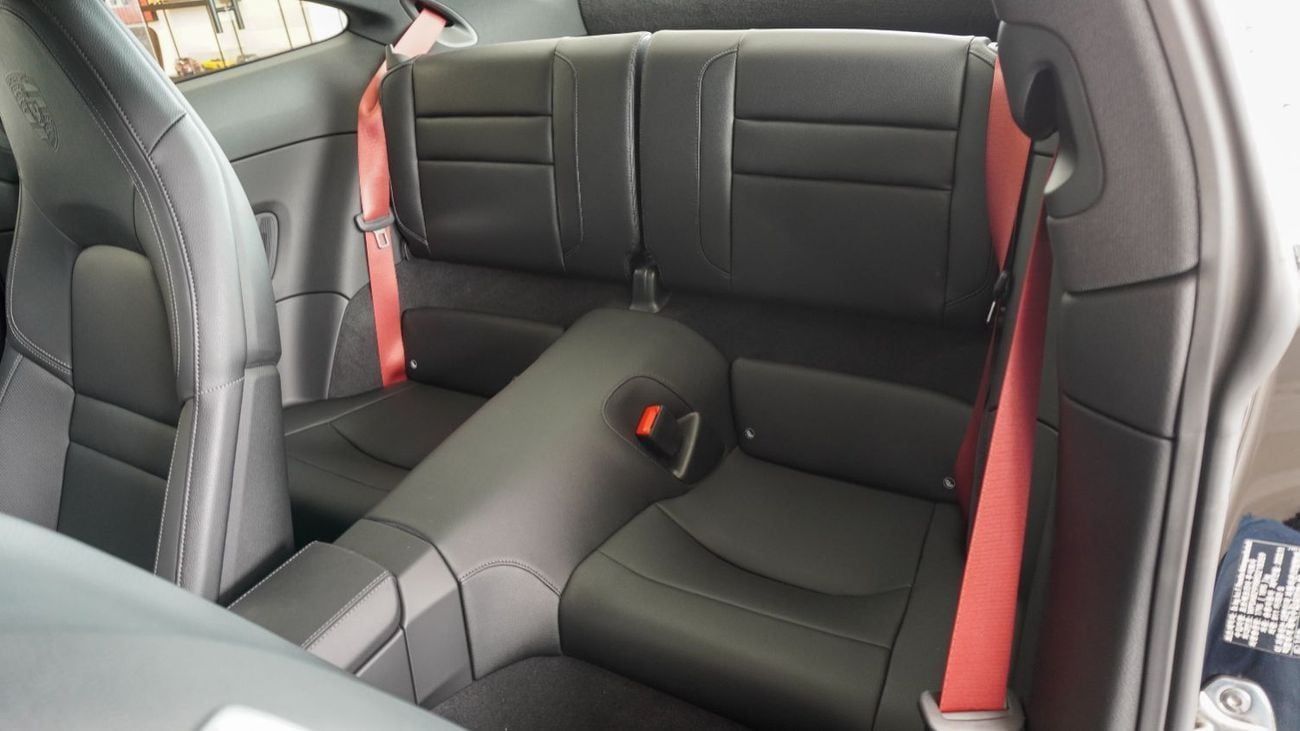 Porsche 911 Carrera S 3.0L (445 HP) Coupe Porsche Carrera 911s - 2024 - Perfect Condition