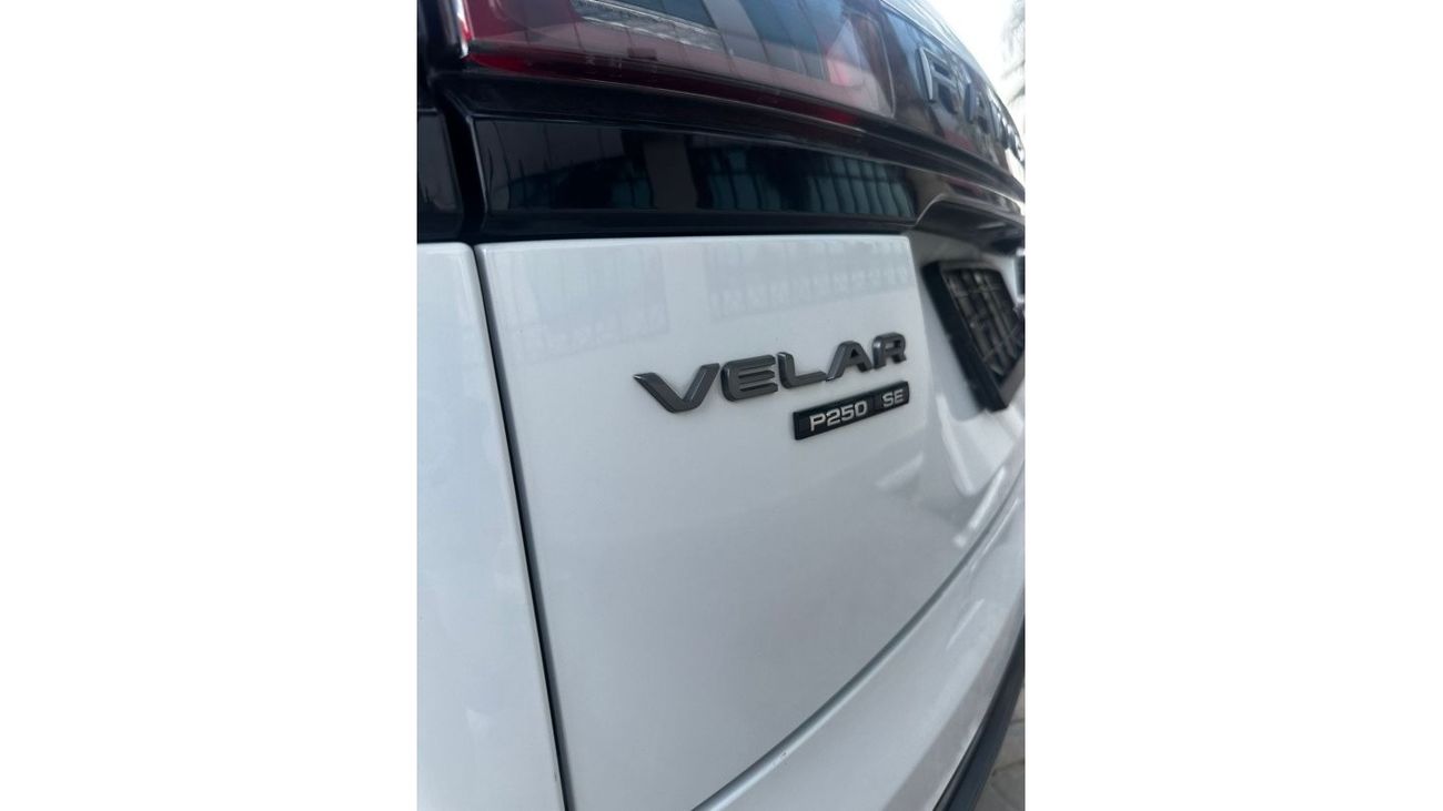 Land Rover Range Rover Velar P250 R-Dynamic SE