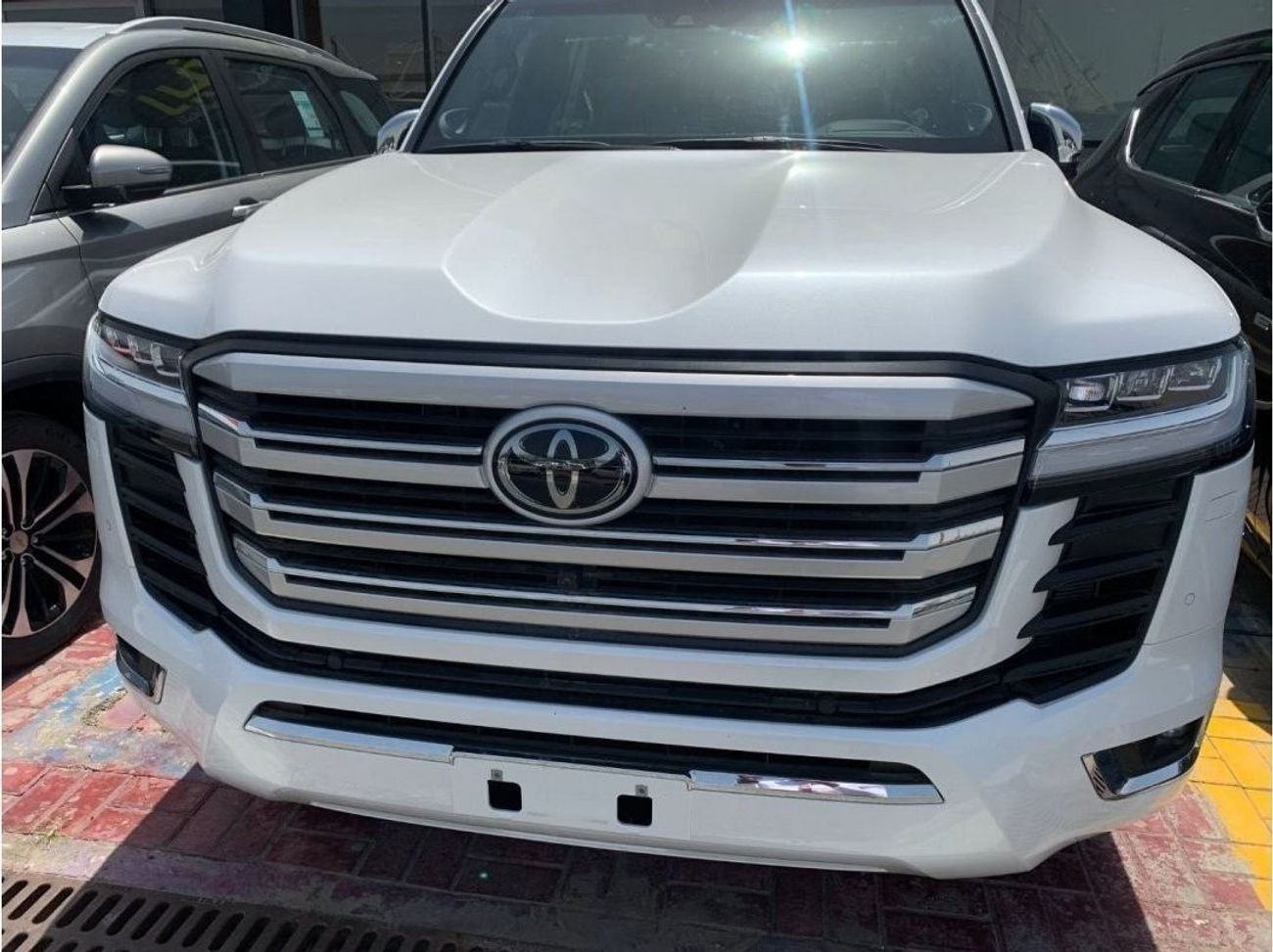 تويوتا لاند كروزر VXR 3.3L V6 DIESEL AT