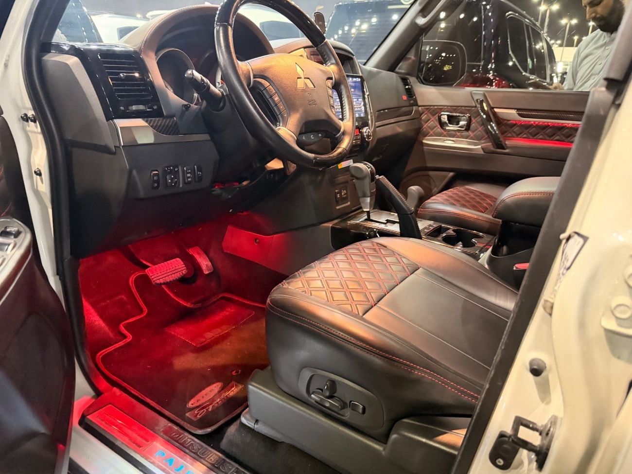 Mitsubishi Pajero GLS H/L SIGNATURE EDI