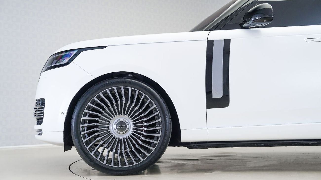 Land Rover Range Rover Autobiography P530 4.4L | AED 8,052 PM | Low KM, SV Styling, 24in Wheels | Ramadan Offer