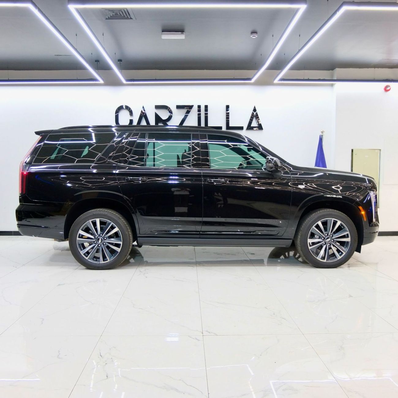 Cadillac Escalade Premium Luxury Platinum 6.2L 4WD Cadillac Escalade Premium Luxury Platinum 2025 | Under Warranty and