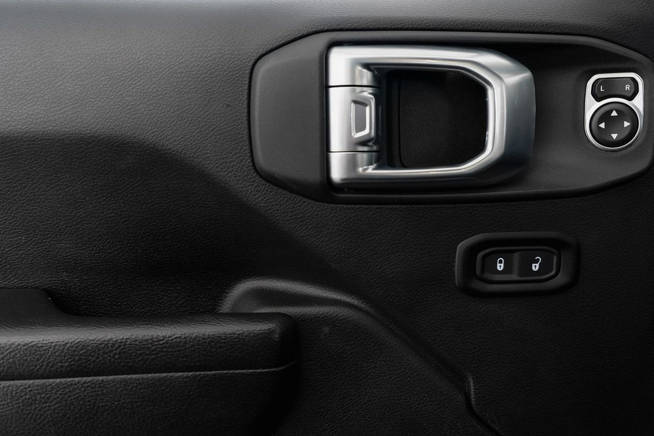 Jeep Wrangler Sport 3.6L A/T (5 Seater)