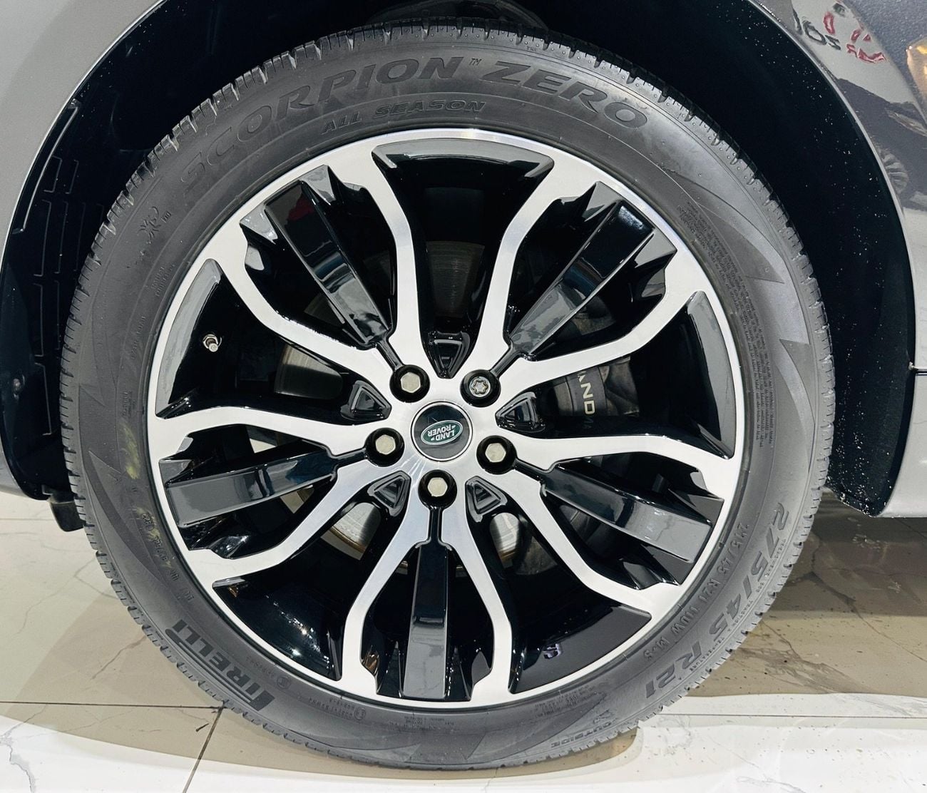 لاند روفر رينج روفر سبورت HSE 3.0L (340 HP)