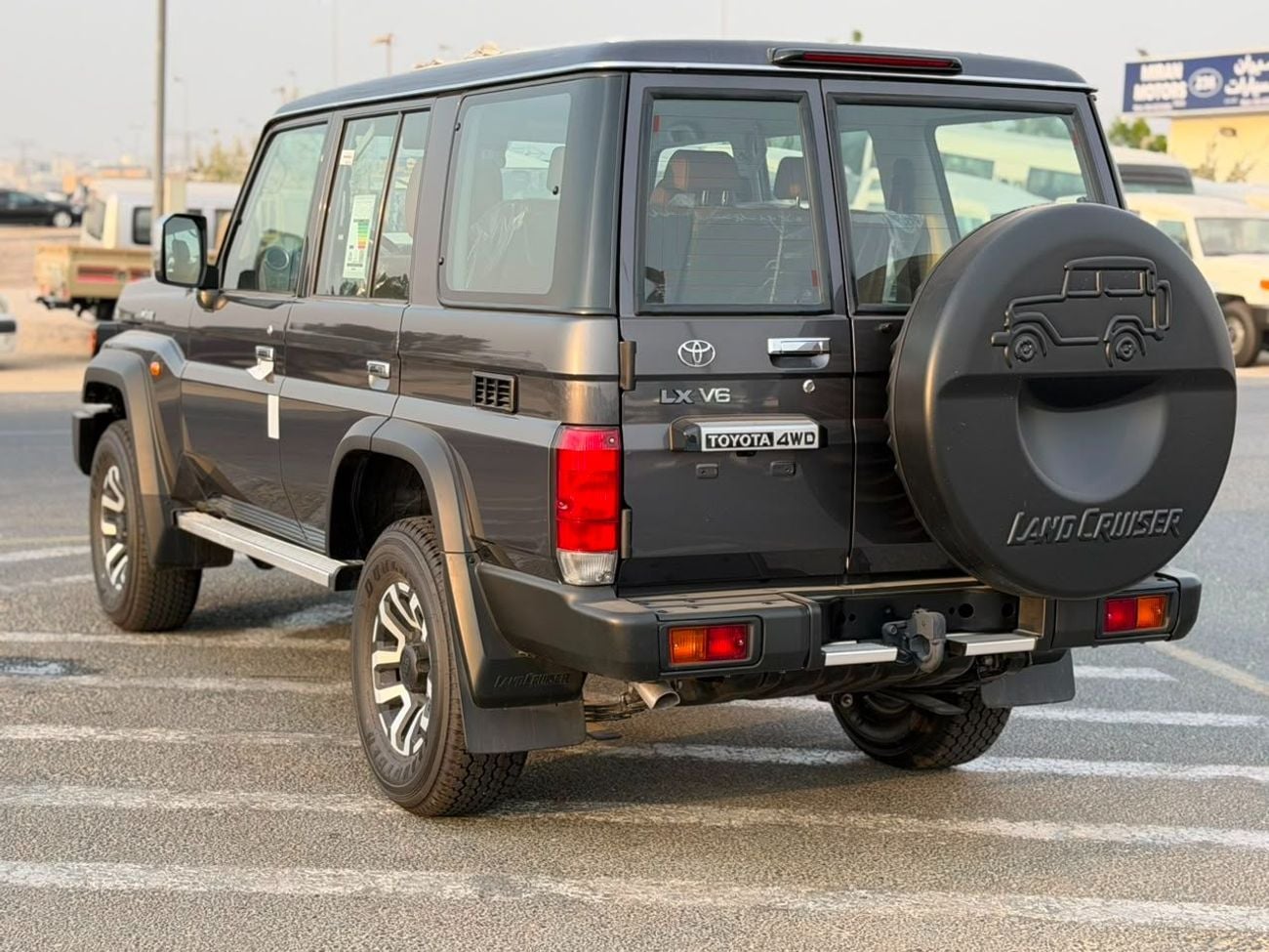 Toyota Land Cruiser 70 LC76 HT VXR