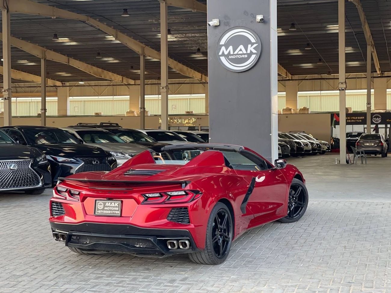 Chevrolet Corvette STINGRAY 3LT Z51 6.2L V8 / CONVERTIBLE / LOW MILEAGE / FULL OPTION / BIG SCREEN