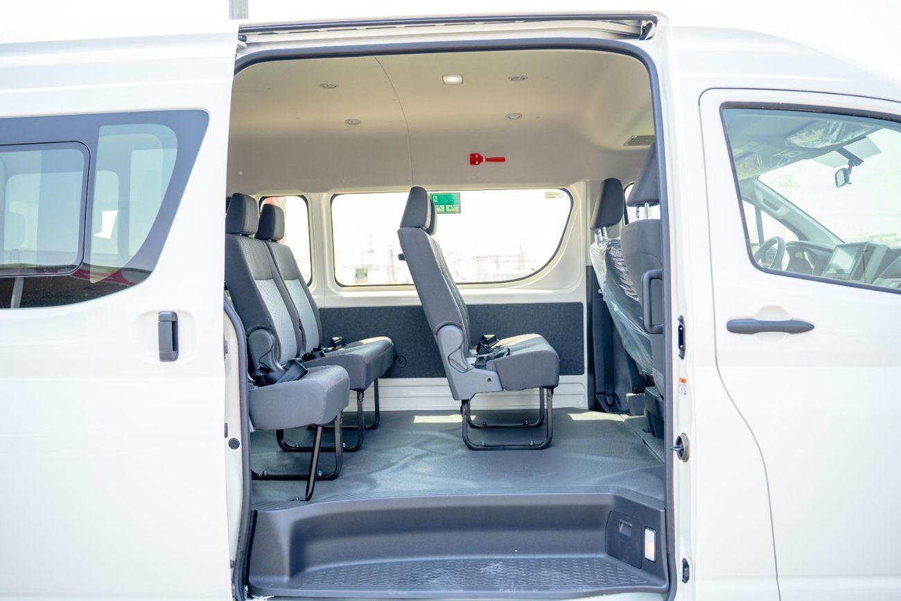 Toyota Hiace DLS -High Roof Commuter 2.8L M/T