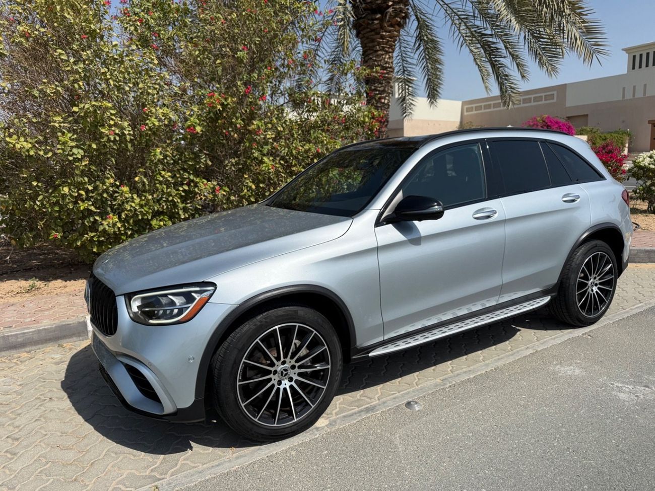 Mercedes-Benz GLC 300 AMG 2.0L