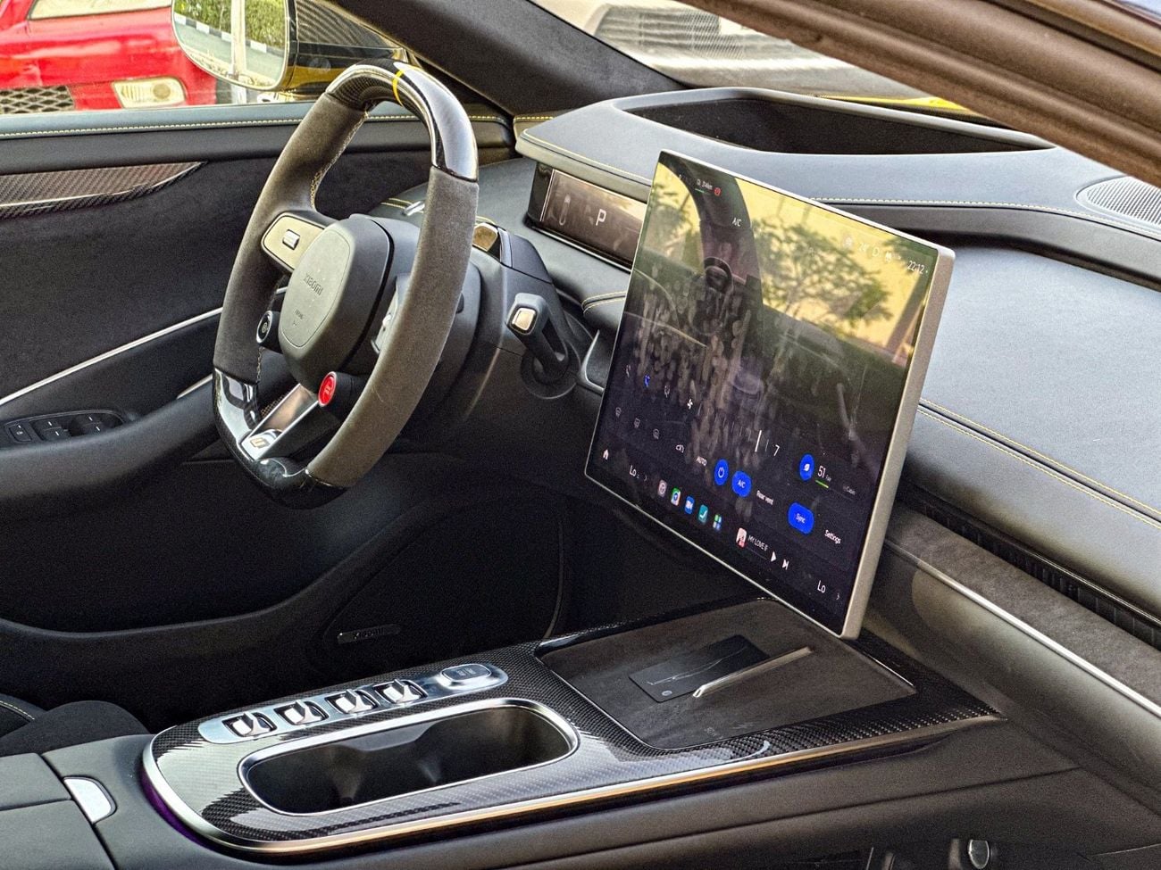 Xiaomi SU7 2025 Used Xiaomi SU7 Ultra EV | 93.7 kWh | Range (630 Km) | 1,548 Hp | Carbon Packge | Law Mileage (