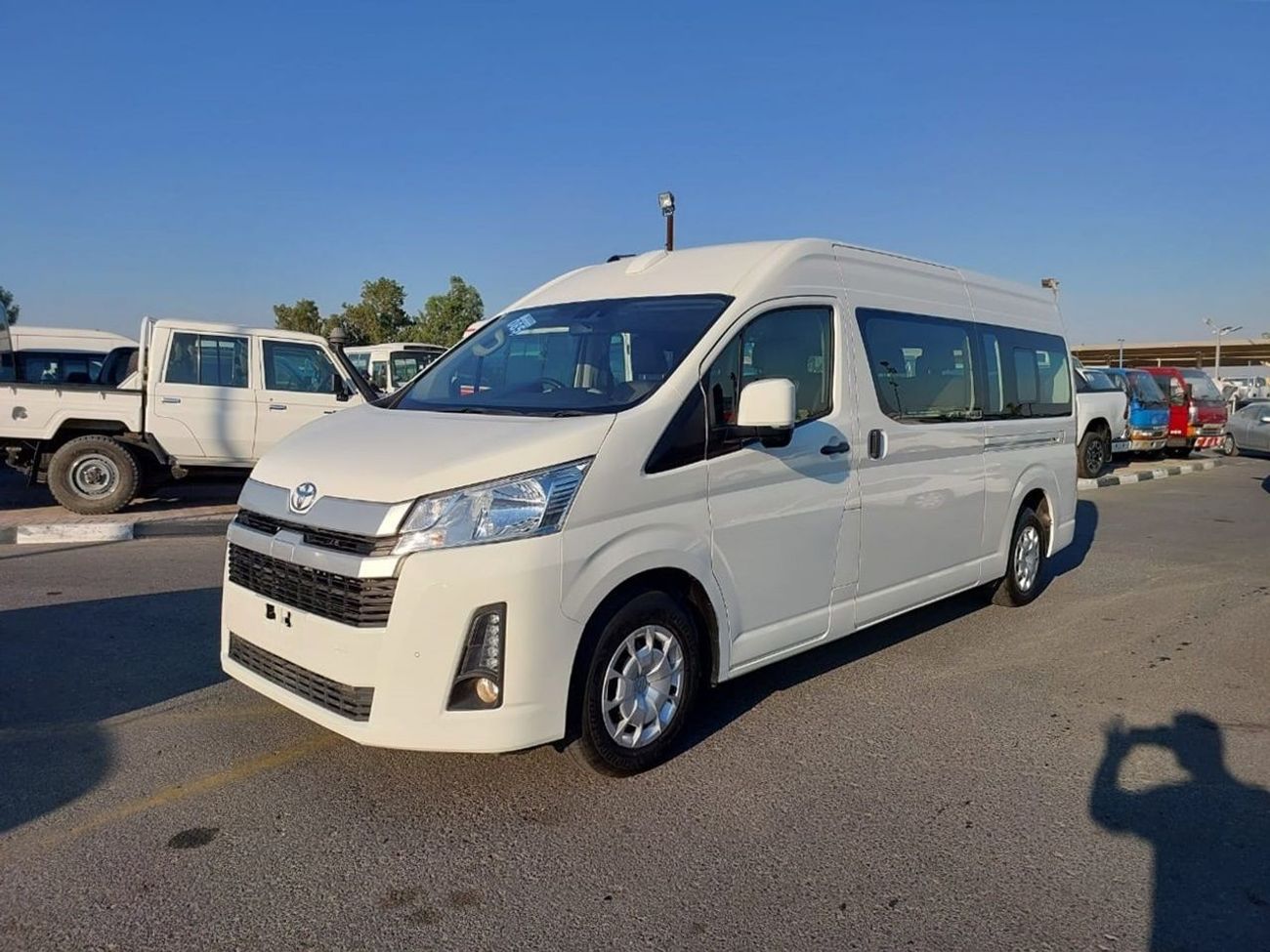 Toyota Hiace Commuter