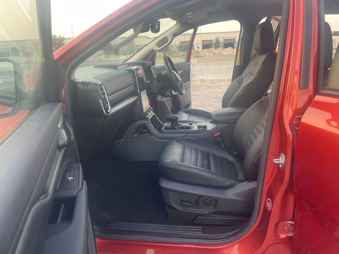 Ford Everest diesel 3.0 liter ,right hand drive only for export available