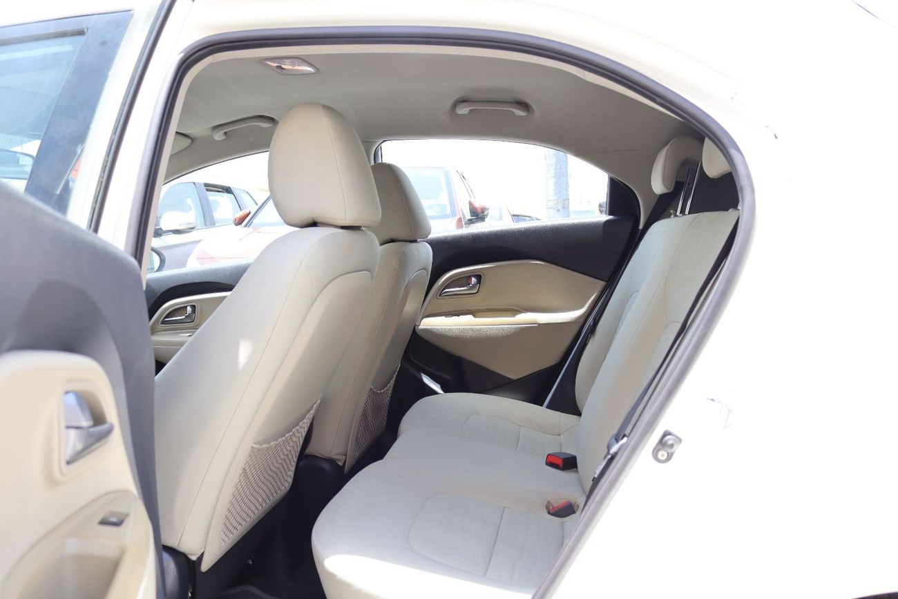 Kia Rio ACCIDENTS FREE - GCC - ENGINE 1400 CC - EXCELLENT CONDITION INSIDE OUT