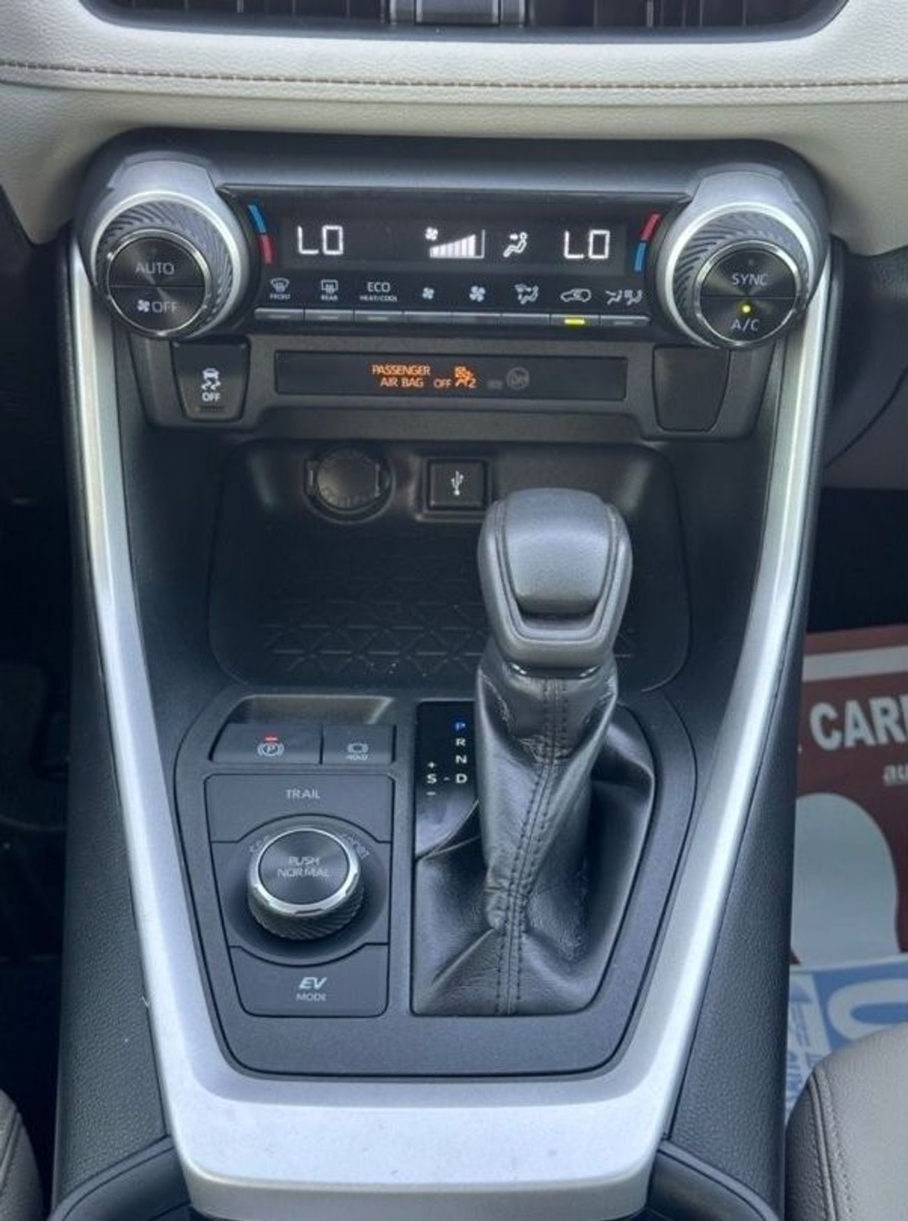 Toyota RAV4 TOYOTA RAV4 Hybrid XLE