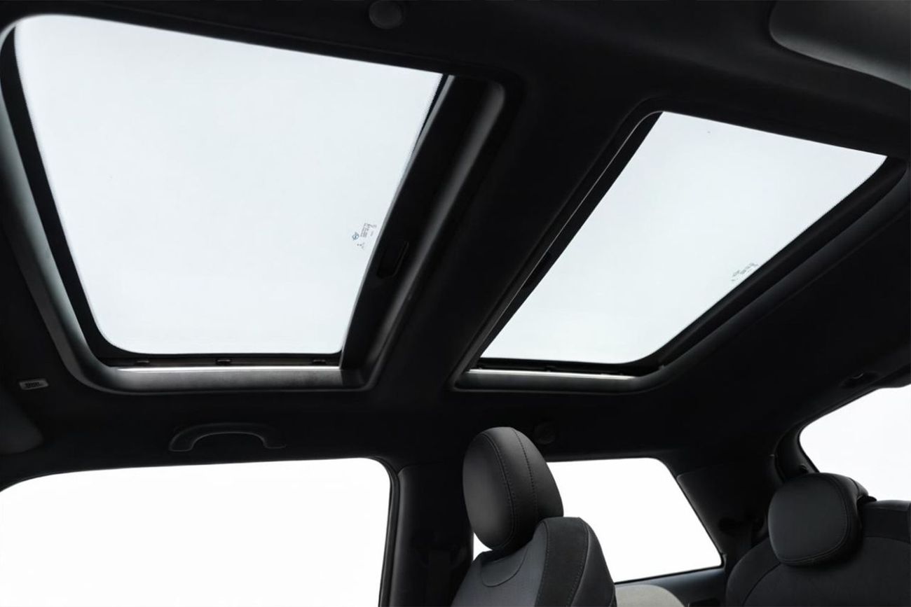 Mini Cooper S 2.0L (4 Seater) RAMADAN OFFER l AED 1,077 P.M l 0% Down Payment l Cooper S l 1 Year Warranty